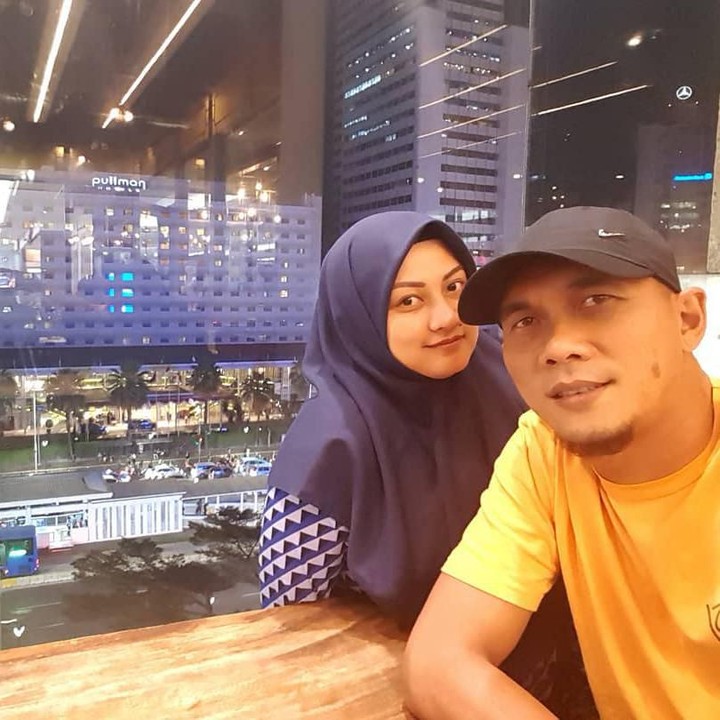 <p>Namun baru-baru ini, Markus dan Bylqis membawa kabar duka. Putri kedua mereka, Maisara Alesha Rihihina, meninggal dunia setelah dilahirkan di RS Ibu dan Anak Limijati, Bandung. (Foto: Instagram @markoesharison81)</p>
