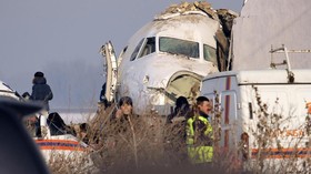 FOTO: Duka Kecelakaan Pesawat di Kazakhstan