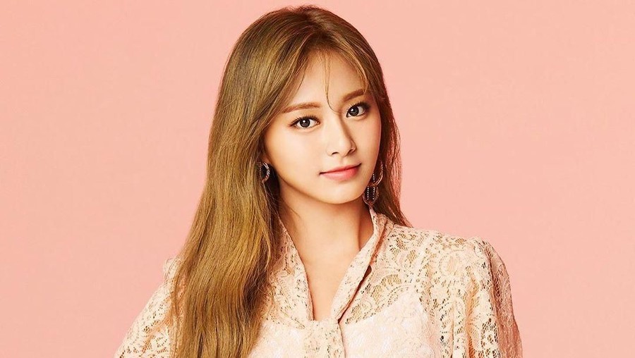 Tzuyu TWICE