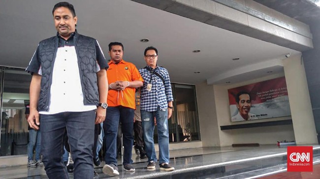 Polisi menyatakan motif tersangka melakukan penyerangan pada Novel Baswedan akan diungkap di pengadilan.
