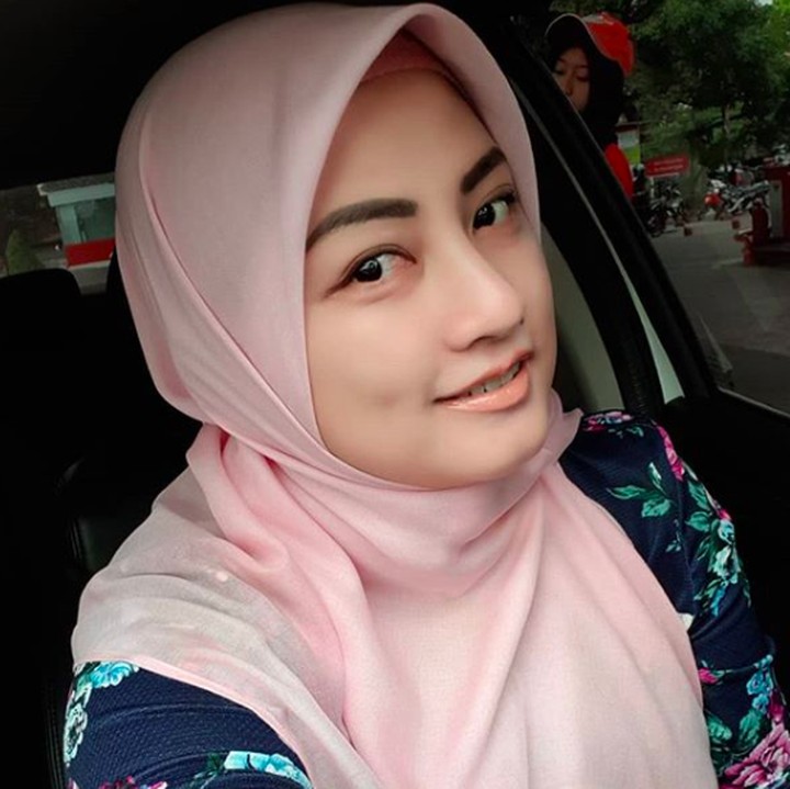 <p>Bylqis juga menyampaikan pesan pada mendiang bayinya untuk menunggu Umi dan Ayahnya di surga. (Foto: Instagram/ @bylqisjuwitaningsih)</p>