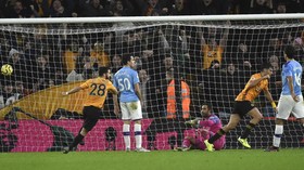 Momen Wolves Permalukan Man City di Etihad