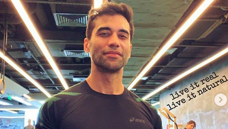 Simak artikel terpopuler HaiBunda hari ini, mulai dari aktor Bollywood Kushal Punjabi bunuh diri, nama unik anak Baim-Paula, hingga wisata alam di Bandung.