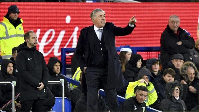 Pelatih Everton Carlo Ancelotti lebih takut dengan tim papan bawah seperti Fulham dibandingkan dengan Liverpool dan Manchester City.