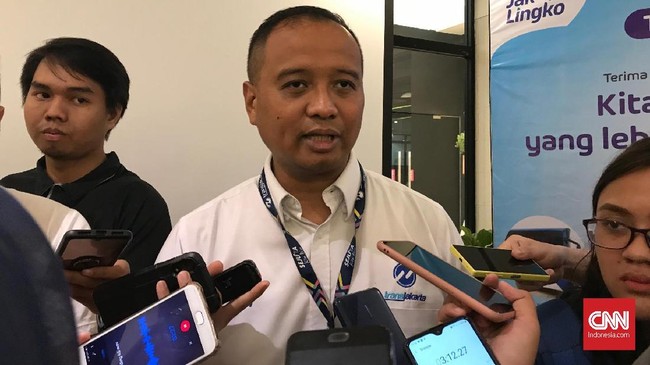 Eks bos TransJakarta bersuara usai capres Anies Baswedan mengklaim kenaikan pengguna kendaraan umum menjadi 1 juta orang per hari saat ia menjabat gubernur.