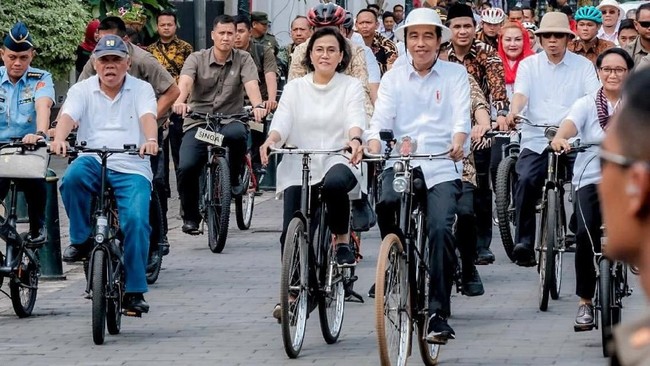 Jokowi santai walaupun realisasi penyaluran kredit loyo sepanjang 2019 kemarin.