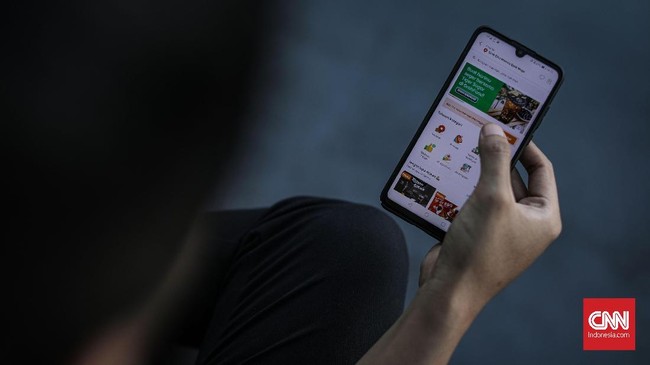 Netizen menaruh curiga terkait kasus pencuilkan penumpang oleh mitra pengemudi Grab sehingga menyebutnya sebagai trik marketing.