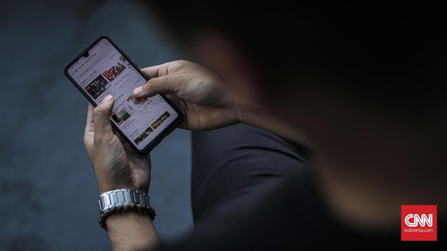 Pengguna melaporkan kalau saldo Ovo di aplikasi pengguna transportasi online Grab raib.