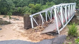 Antisipasi Ambruk, Gubernur Sumsel Pinjam Jembatan Darurat