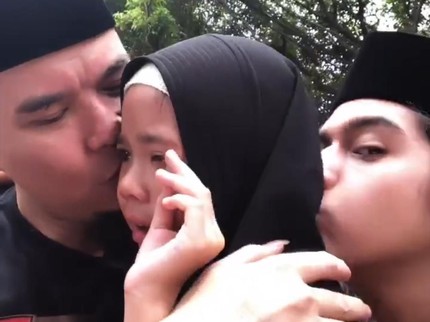 Momen Haru Ahmad Dhani Bebas dari Penjara Disambut Tangis Anak