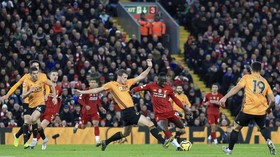 FOTO: Dua VAR Terjadi, Liverpool Kalahkan Wolves