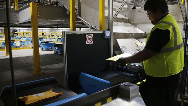 Uni Eropa Gugat Amazon Terkait Tuduhan Monopoli Uni Eropa menggugat Amazon atas tuduhan monopoli pasar melalui pemanfaatan akses data perusahaan bagi pemasaran produk mereka.
