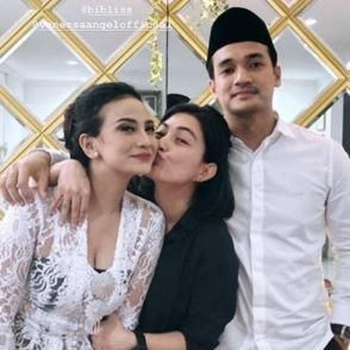<p>Pernikahan tersebut dilangsungkan diam-diam, bahkan sebelumnya Vanessa menyembunyikan sosok sang suami. (Foto: Instagram @vanessaangelofficial)</p>