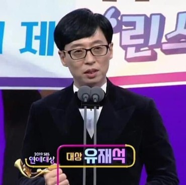 Raih Penghargaan, Bintang Running Man Kenang Sulli & Goo Hara