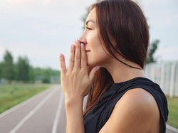 Arti Masyaallah Tabarakallah dan Cara Menjawabnya
