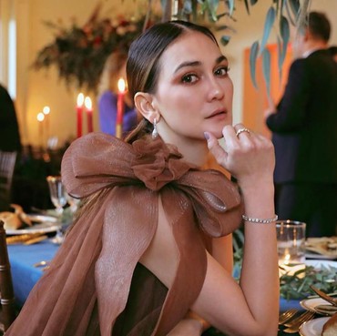 Sambut Malam Tahun Baru, Ini Resolusi Luna Maya di Tahun 2020