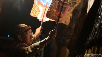 DALANG LEGENDARIS