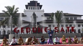 Turis di Bandung Kini Bisa Kunjungi Taman Gedung Sate