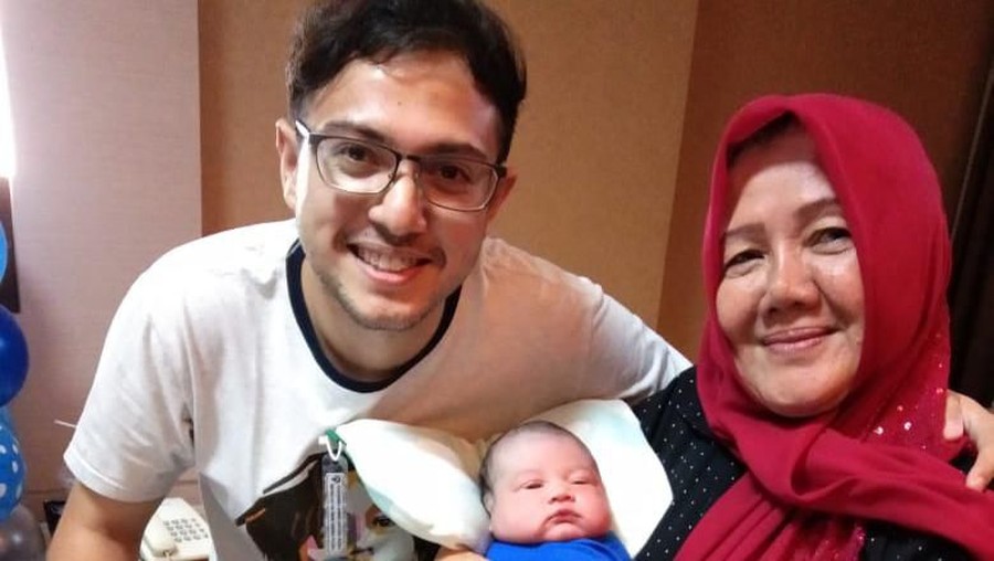 Rifky Balweel akhirnya dikarunai anak pertama dari pernikahannya dengan Biby Alaraen.
