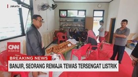 VIDEO: Banjir, Seorang Remaja Tewas Tersengat Listrik