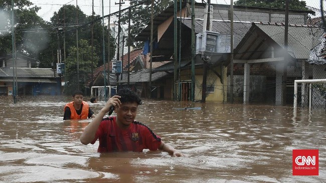 Beberapa aplikasi berbasis teknologi kini bisa memaparkan data-data peta rawan banjir agar bisa diakses oleh masyarakat.