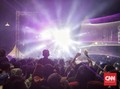 Keriuhan Malam Tahun Baru Ubah Jalanan Jadi Panggung Musik