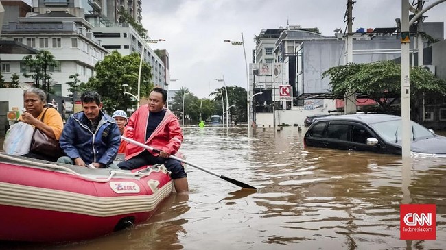 Akhir pekan dikepung banjir, netizen sibuk ramaikan tagar #WajahBaruJakarta di media sosial.