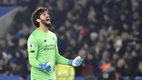 Liverpool Tanpa Alisson, Atletico Tak Dapat Untung
