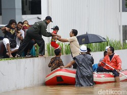 Anies: 19.709 Warga Mengungsi Akibat Banjir, Terbanyak di Jaktim