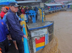 Banjir Longsor di Bogor Telan 1 Korban dan Rusak Pipa PDAM