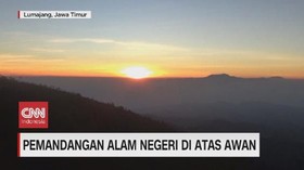 VIDEO: Menikmati Pemandangan Alam Negeri di Atas Awan