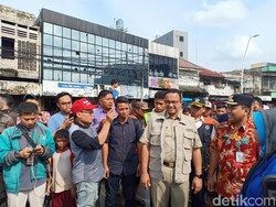 Sorotan Anies Baswedan ke Wilayah Normalisasi Sungai yang Tetap Banjir