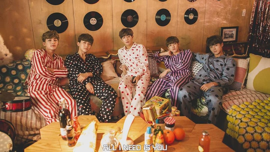 Lirik Lagi All I Need Is You yang dinyanyikan oleh DONGKIZ.