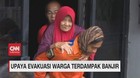 VIDEO: Upaya Evakuasi Warga Lansia Yang Terdampak Banjir