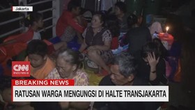 VIDEO: Ratusan Warga Mengugsi di Halte TransJakarta