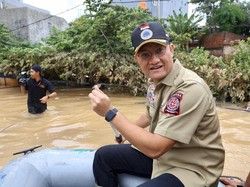 Kunjungi Lokasi Banjir, Mensos: Bantuan Total Rp 4,2 M
