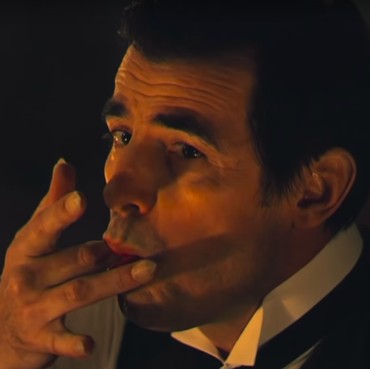 Dracula Jadi Kejutan untuk Pecinta Serial Horor di Awal Tahun 2020