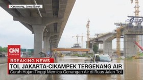 VIDEO: Tol Jakarta-Cikampek Tergenang Air