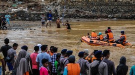 Banjir Bandang di Labura, 3 Warga Belum Ditemukan