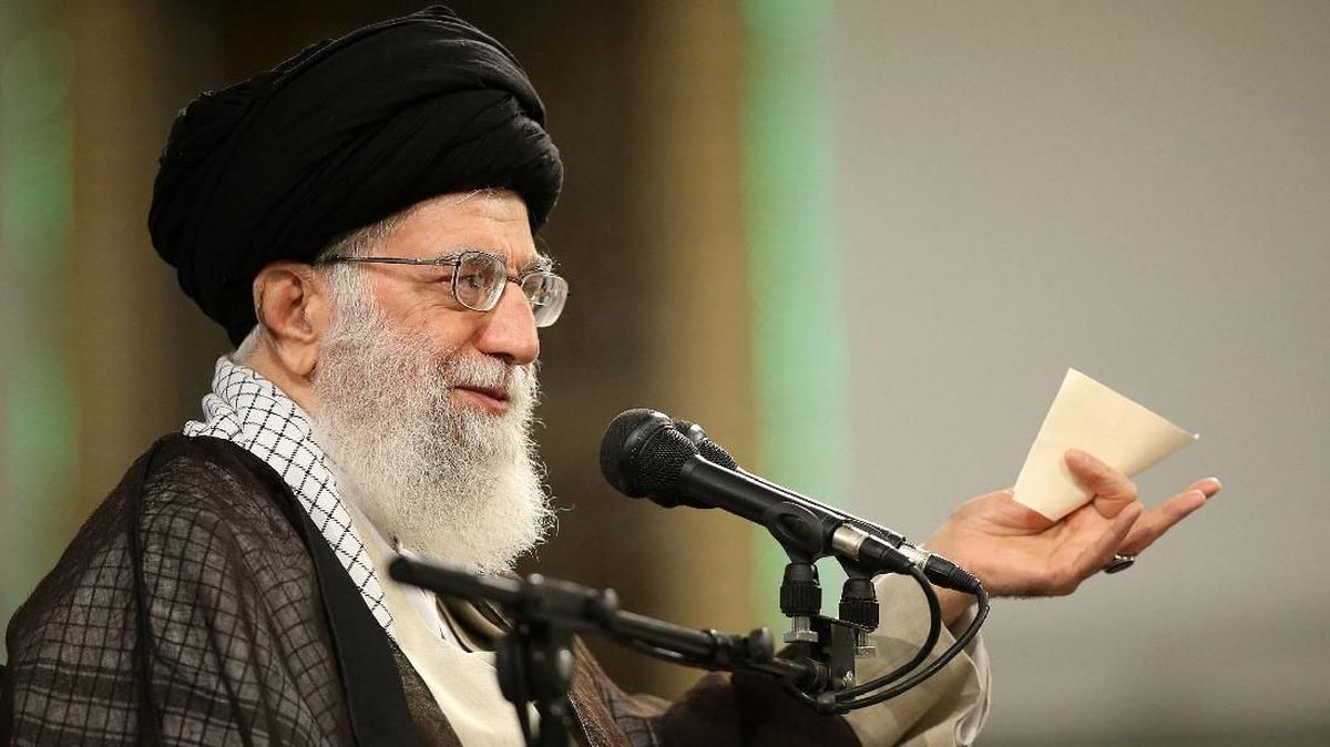 Ali Khamenei: Trump Baru Puas jika Iran Menyerah-Kalah