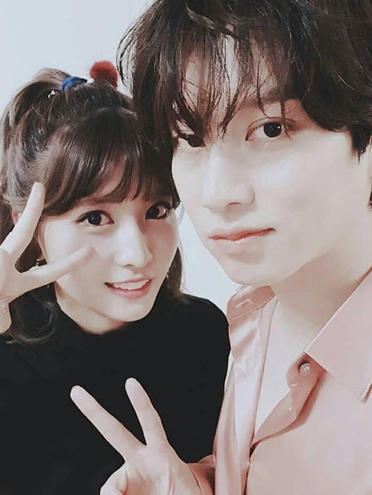 Tahun 2020, Heechul Super Junior dan Momo TWICE membawa berita bahagia dengan kabar keduanya yang sudah resmi berpacaran.
