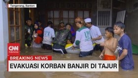 VIDEO: Evakuasi Korban Banjir di Tajur Ciledug