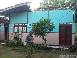 Atap Bangunan SD di Rembang Ambrol Usai Diguyur Hujan Semalaman