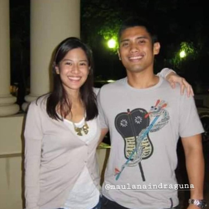 Dian Sastro saat berfoto dengan Indraguna Sutowo satu dekade yang lalu. Masih terlihat muda ya, Bun. (Foto: Instagram @therealdisastr)