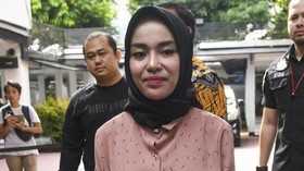 Medina Zein Gugat Cerai Lukman Azhari Saat Masih di Penjara