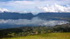 Hawa Panas & Bau Belerang Menyeruak di Sekitar Danau Maninjau