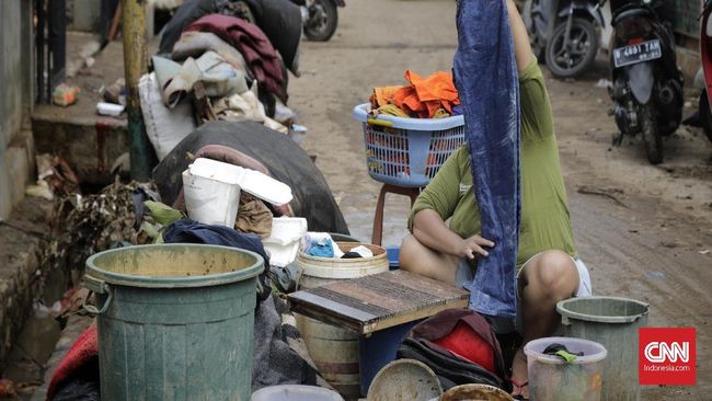 Korban Tewas Banjir Jabodetabek Tembus 67 Orang Sepekan setelah banjir di Jabodetabek, BNPB mencatat total korban tewas akibat banjir mencapai 67 orang, lebih banyak dari jumlah sehari sebelumnya 60 orang.