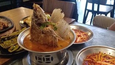 img-title Nikmatnya Bakso Beranak dan Sambal Jahat yang Bikin Bibir Bergetar