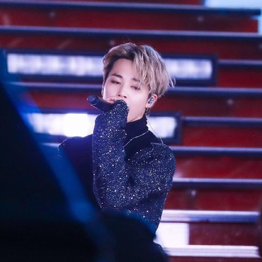 Tampil di New York, Jimin BTS Makin Berkilau