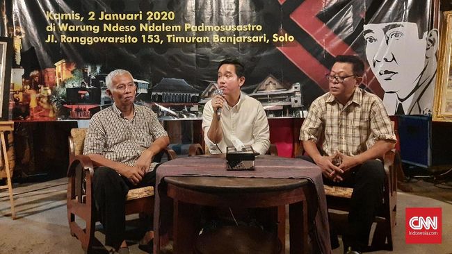 Gibran Siap Dukung Achmad Purnomo Jika Tak Dapat Restu PDIP Putra Jokowi, Gibran Rakabuming Raka, mengaku siap mendukung siapapun calon wali kota Solo yang diusung PDIP jika kelak ia gagal mendapat rekomendasi partai.